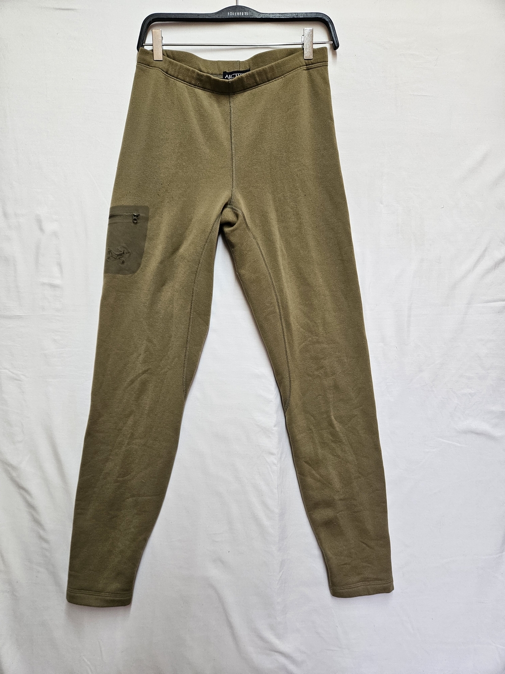 Women's Olive Green Stretch Joggers Arcteryx
